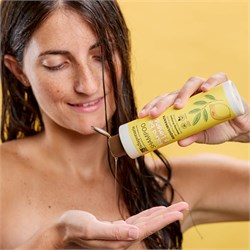 SHAMPOO RIEQUILIBRANTE  SALVIA E LIMONE  La Saponaria